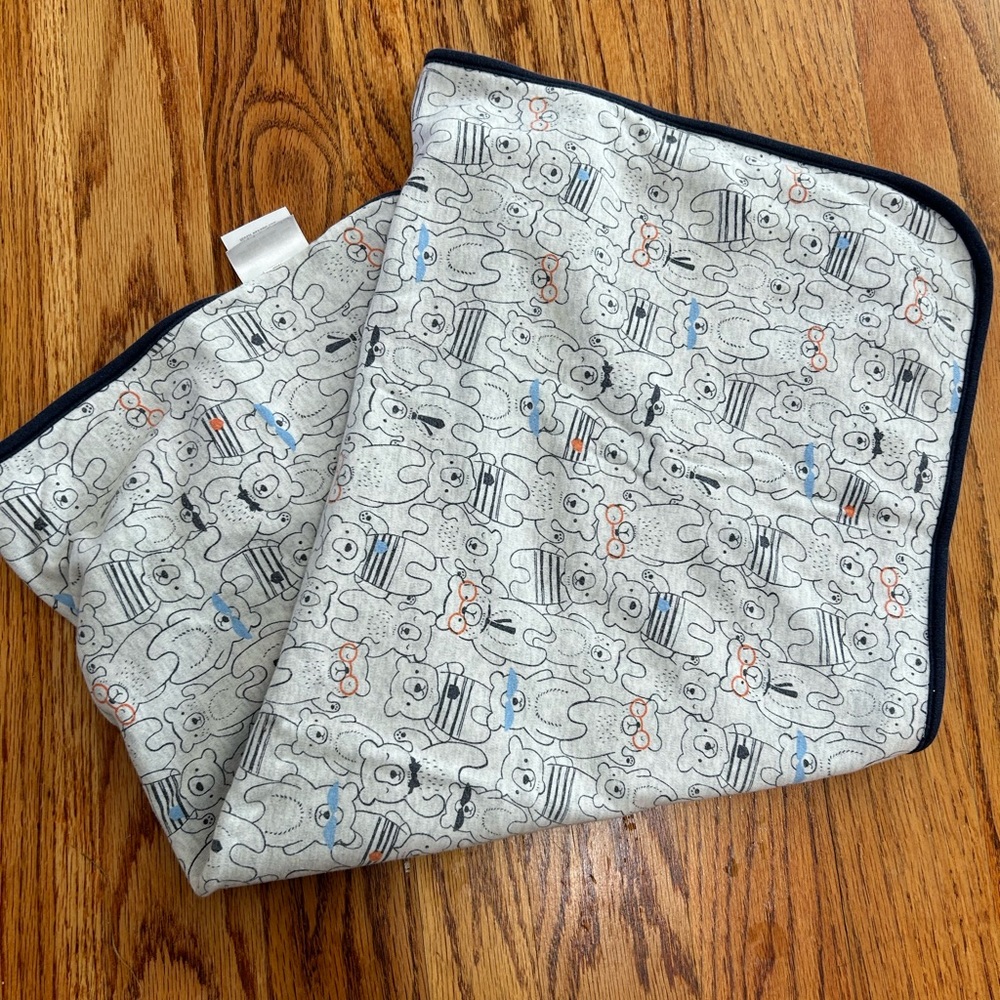 🦋 First Impressions Navy and White Bear Print Blanket